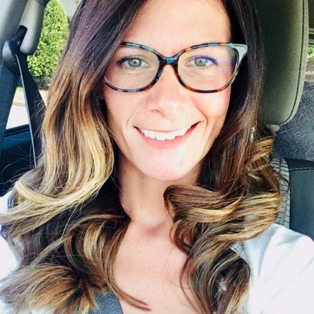 Meet your Posher, Lacey